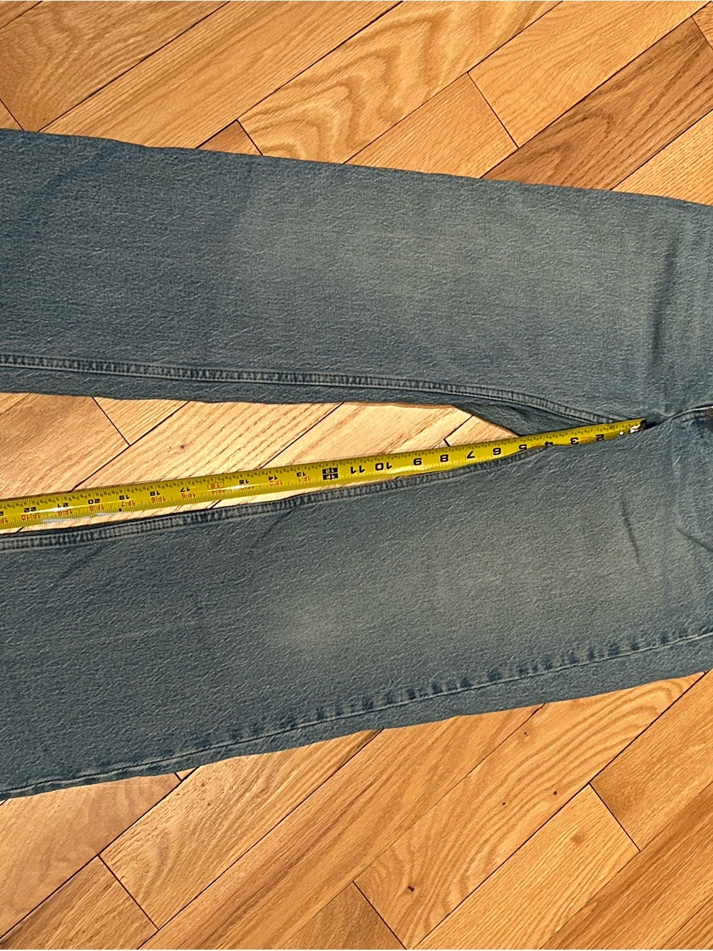 Abercrombie & Fitch Straight-Leg Jeans in Medium Blue Wash